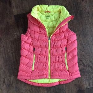 LL Bean girls medium 10-12 down vest color:melon/yellow